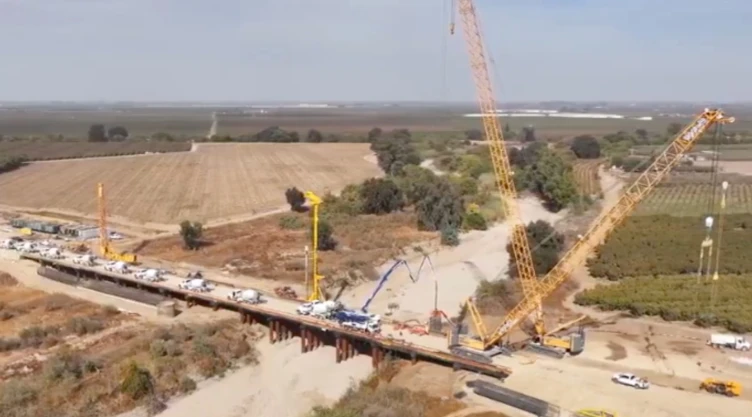 Vista aérea de la construcción del tren bala en California
