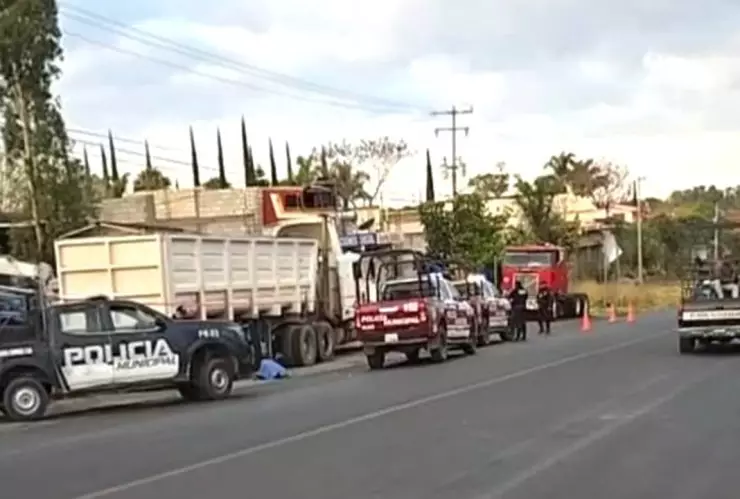 muere hombre carretera federal Atlixco-Puebla hoy 8 de abril de 2025