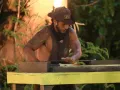 Al cortar las cuerdas caerán dos costales, en los que contendrán algunos cubos que usarán más adelante.