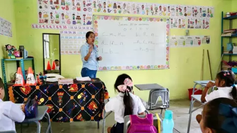 ¡Atención! Anuncian cambios de horarios en el calendario escolar por el clima.