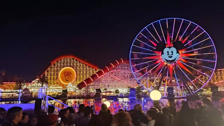 Disney100 Estrenan “World of Color - One” en Disney California