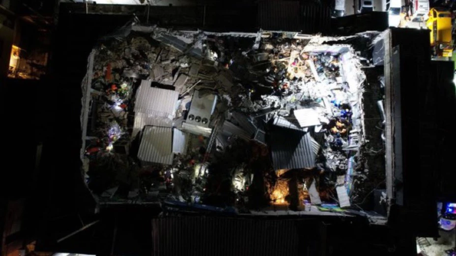 Colapso en discoteca de República Dominicana deja al menos 27 muertos.