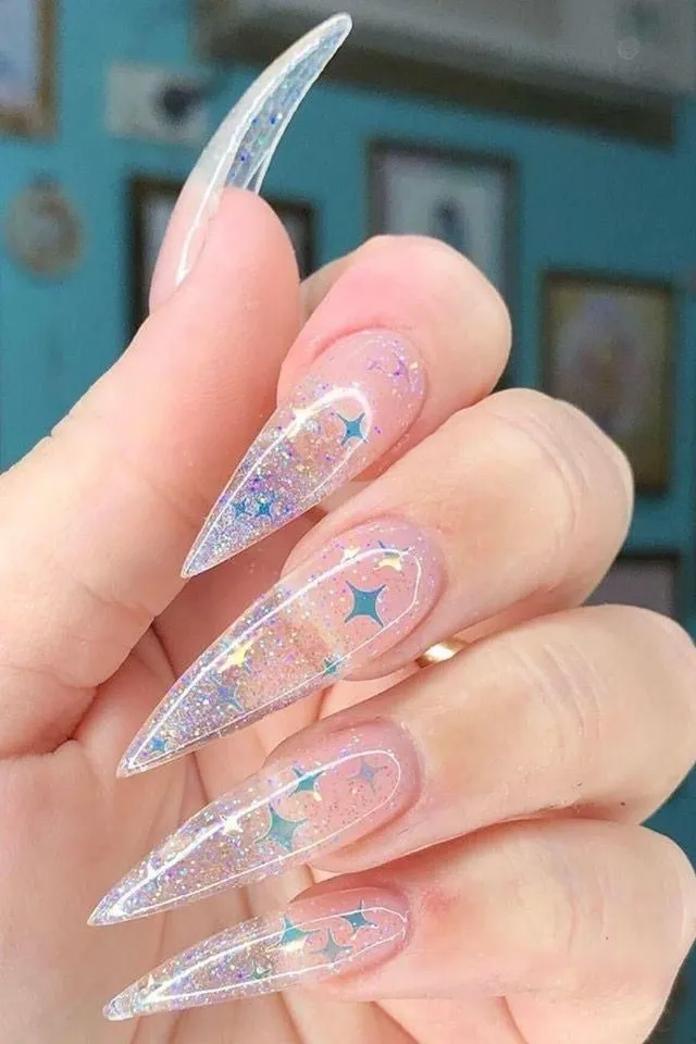 9 modelos de manicura transparente que quedan para cualquier ocasión: uñas cortas o largas se ven bien