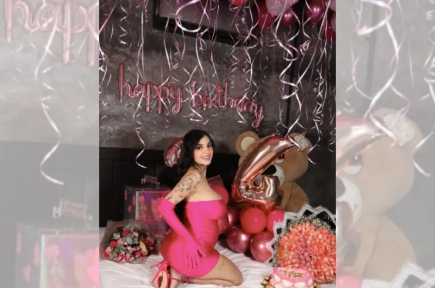 Karely Ruiz (9).jpg