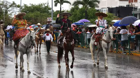 MARCHA DESFILE 16 SEPTIEMBRE 2025 CANCÚN 2.jpg