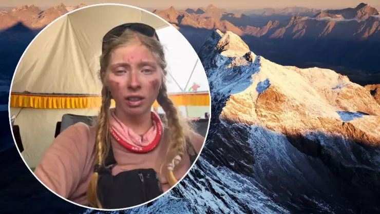Mujer escala el Monte Everest