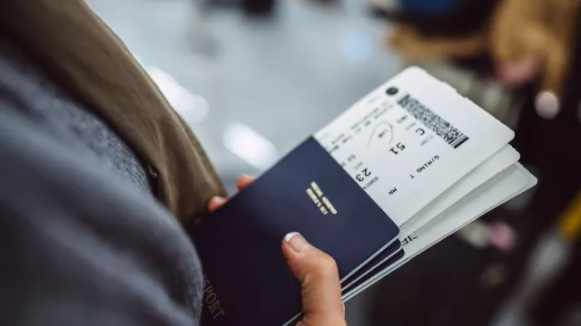Mejor horario para comprar boletos de avión