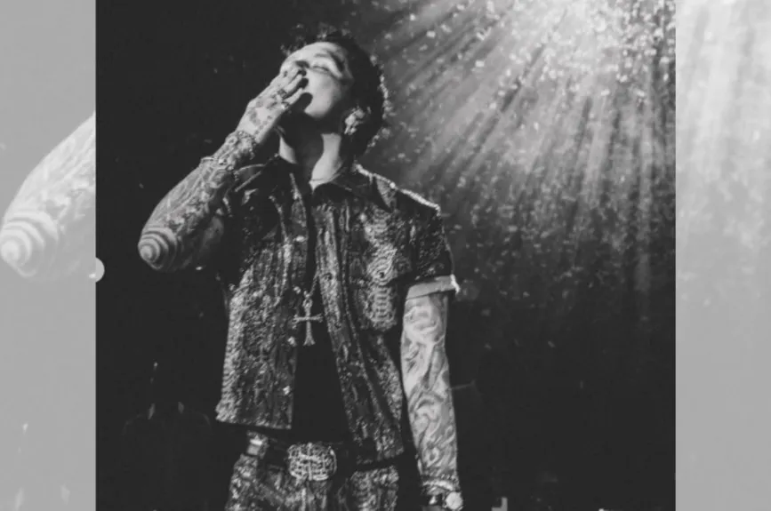 Christian Nodal (4).jpg