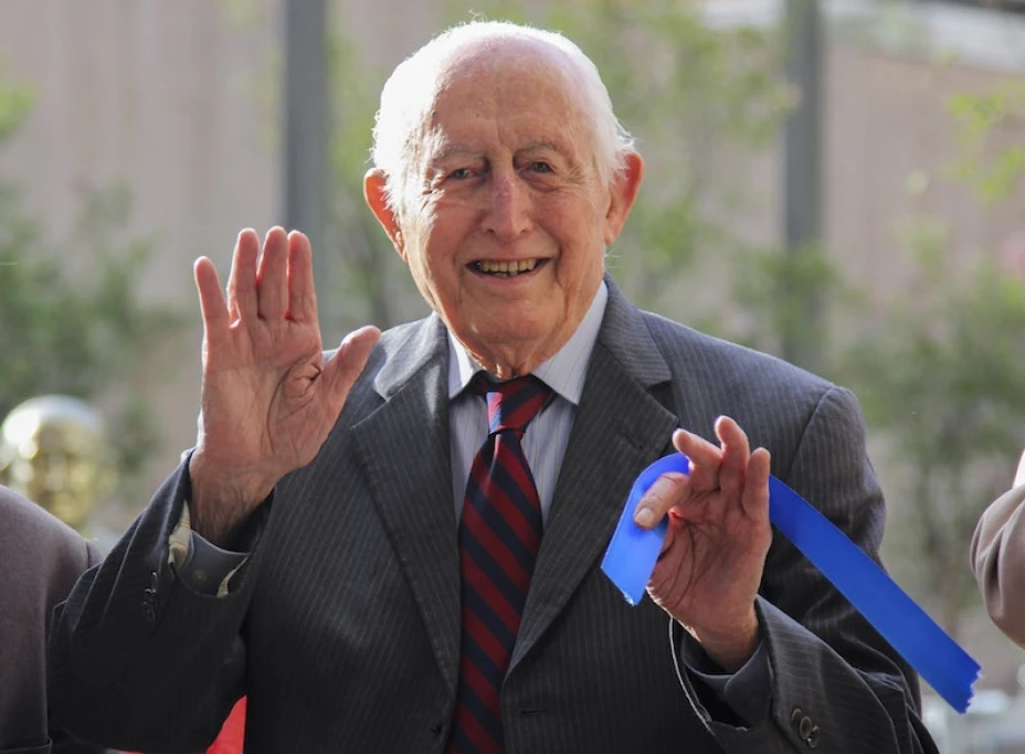 Luis H. Álvarez