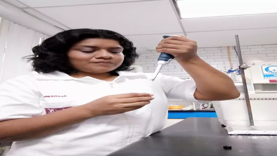 Dra. Emilia Ramos_prensa IPN.jpg