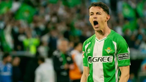 Álvaro Fidalgo se estrena con el Betis