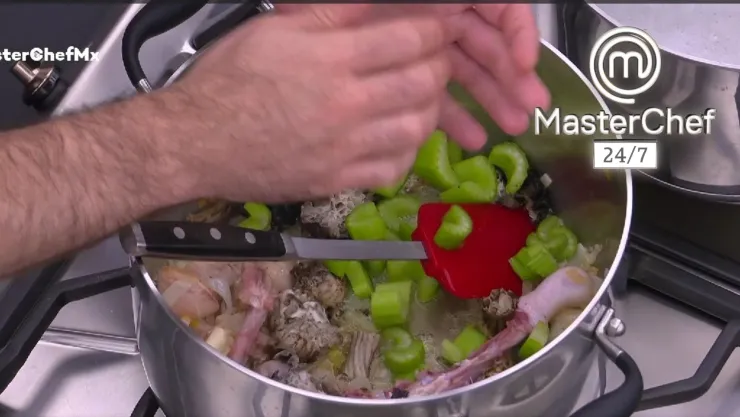 Tips del Chef Diego Niño para el menú mar y tierra perfecto.