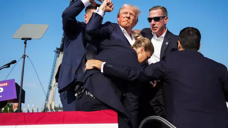 ÚLTIMA HORA: Donald Trump fue evacuado en un acto de campaña en Pensilvania tras tiroteo