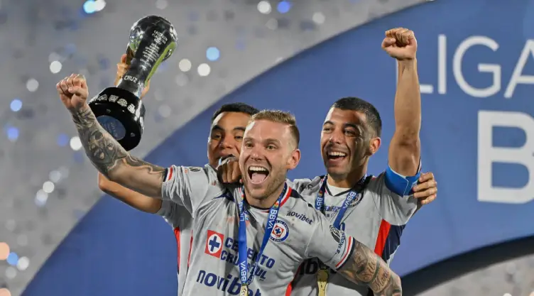 Pumas Cruz Azul
