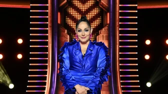 013 Talentosa, hermosa y muy divertida... ¡Nos encanta la chispa de nuestra conductora Lolita Cortés en La Palabra Secreta!.jpg