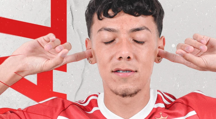 Jorge Ruvalcaba con el SL16 FC
