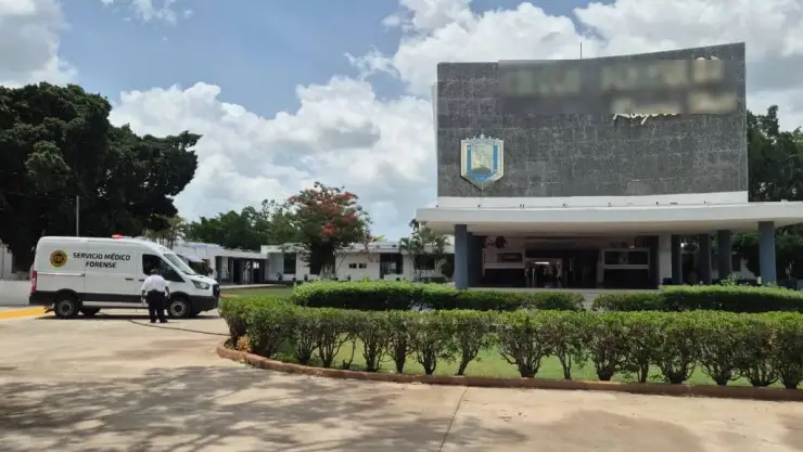PORTADA muerto escuela particular Mérida.jpg