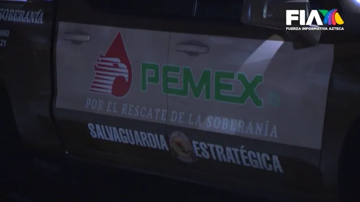Autoridades de Pemex acudieron a Azcapotzalco por la venta de huachicol en la calle