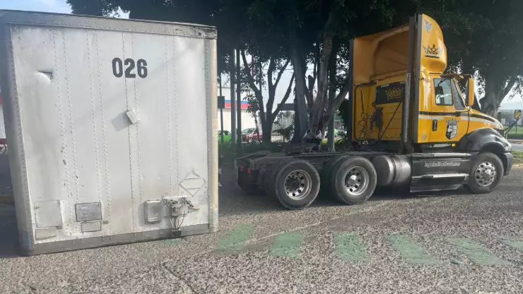 Accidente en bulevar La Luz y Vasco de Quiroga hoy 31 de julio en León, Guanajuato