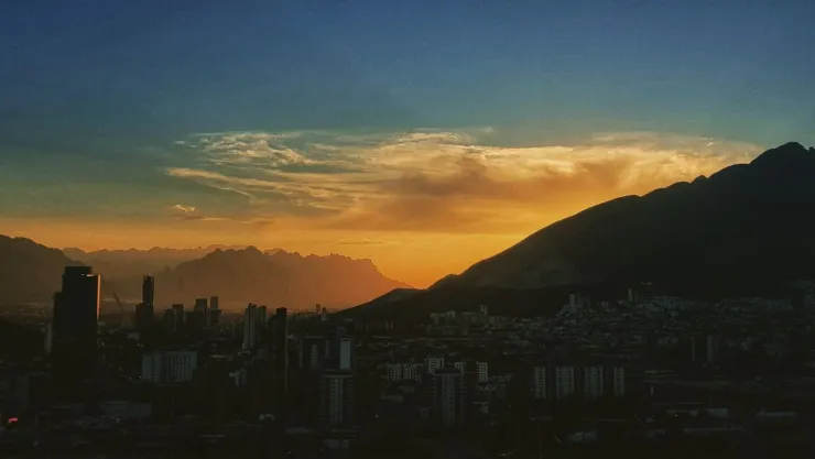 Activan alerta por mala calidad de aire en Monterrey hoy miércoles 5 de abril de 2023; estas son las restricciones