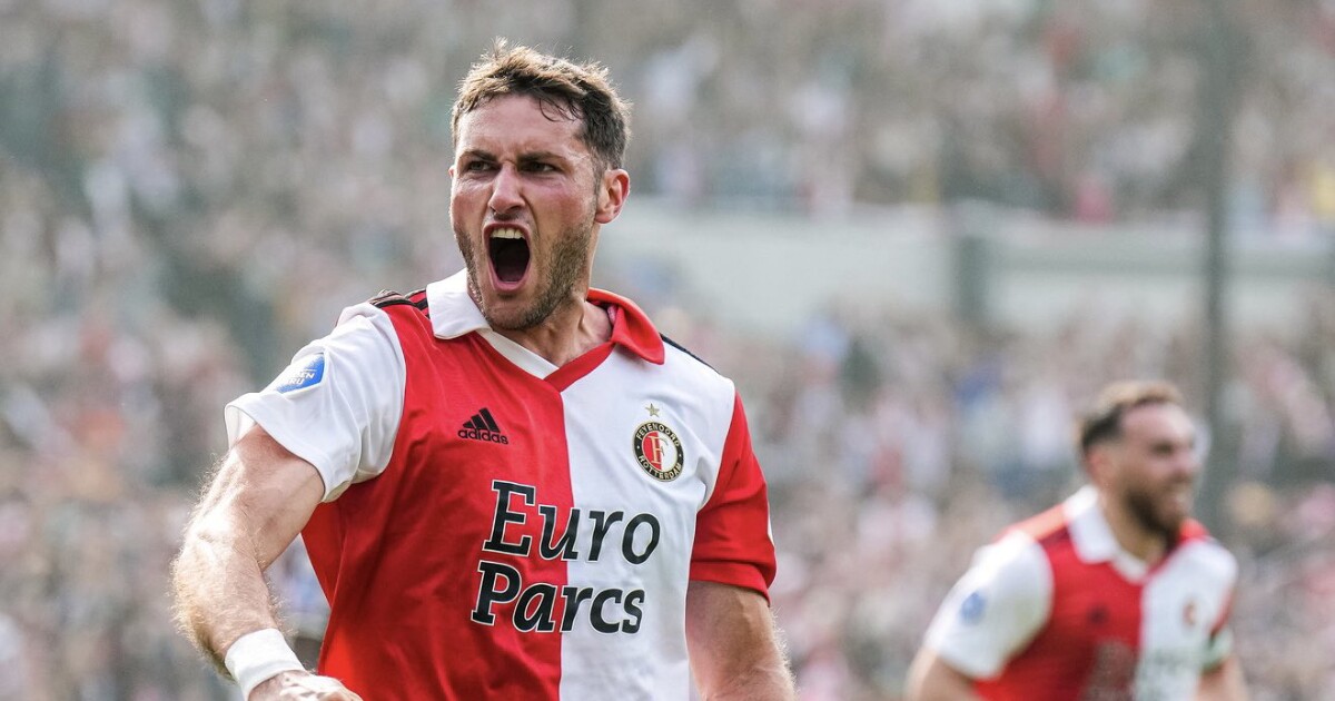 Santiago Giménez: The Highly Coveted Striker by Premier League Teams and European Clubs