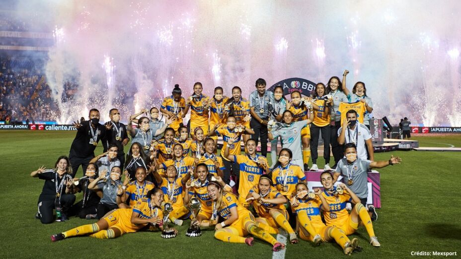 17 tigres vs chivas final liga mx femenil 2021.jpg