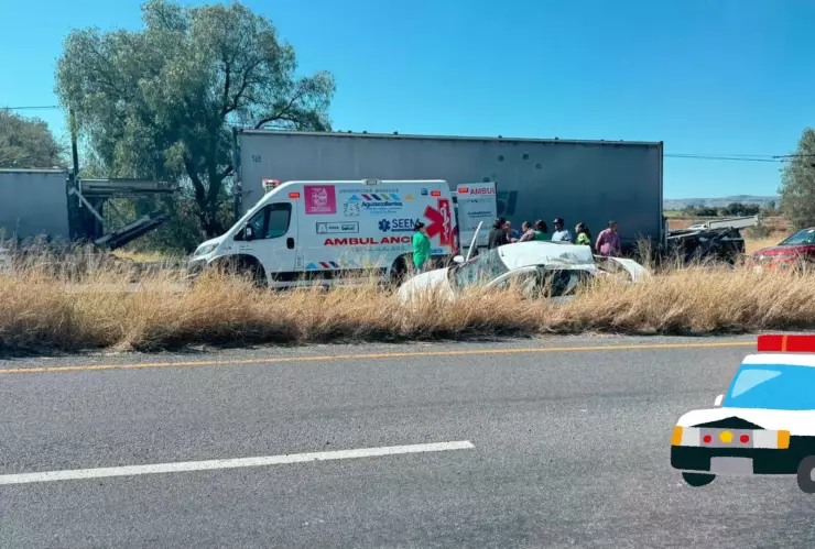 Tráfico en Aguascalientes: Accidente en la 45 Norte deja un hombre lesionado hoy 31 de octubre