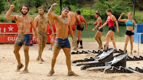 Celebra cumpleaños a su mamá con temática de Exatlón tras superar quimioterapias.