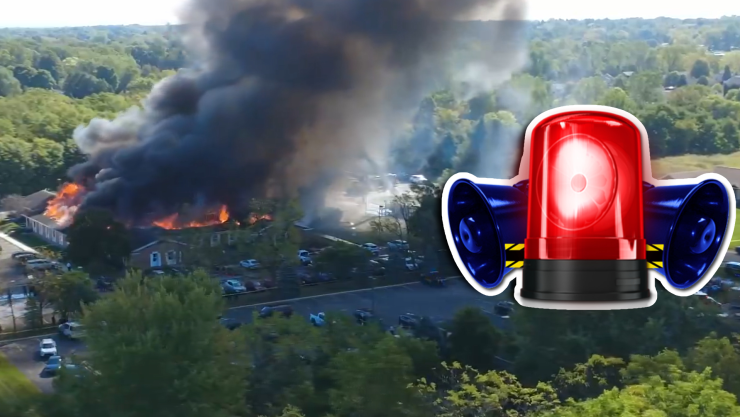 Tiroteo en iglesia mormona de Michigan, EU_ Van nueve heridos y un incendio en el sitio.jpg