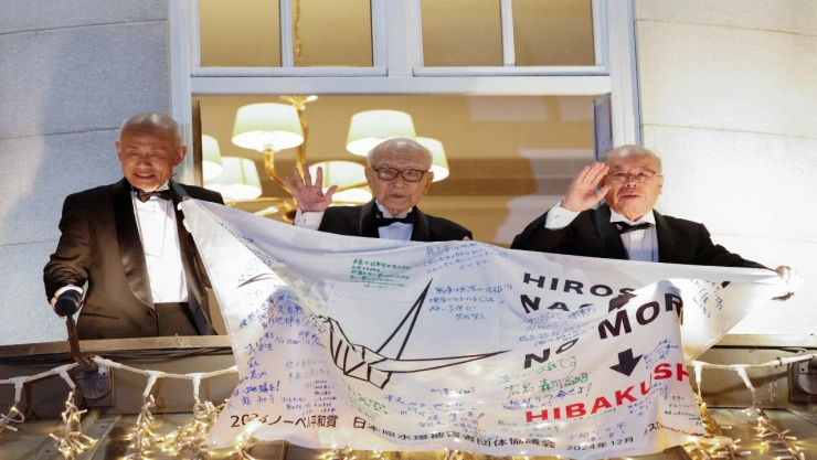 Terumi Tanaka, hibakusha y copresidente de Nihon Hidankyo, pronuncia un discurso en la ceremonia del Nobel de la Paz en Oslo.