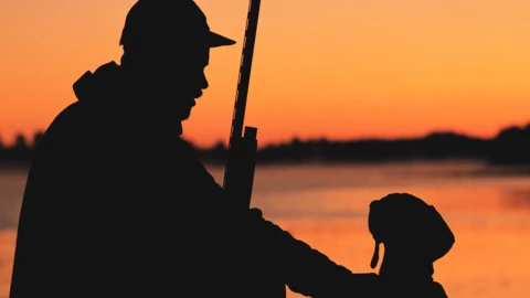 Perro mata a cazador a balazos