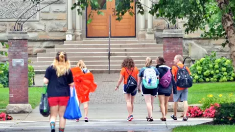 Suspensión del inicio del ciclo escolar 2024-2025