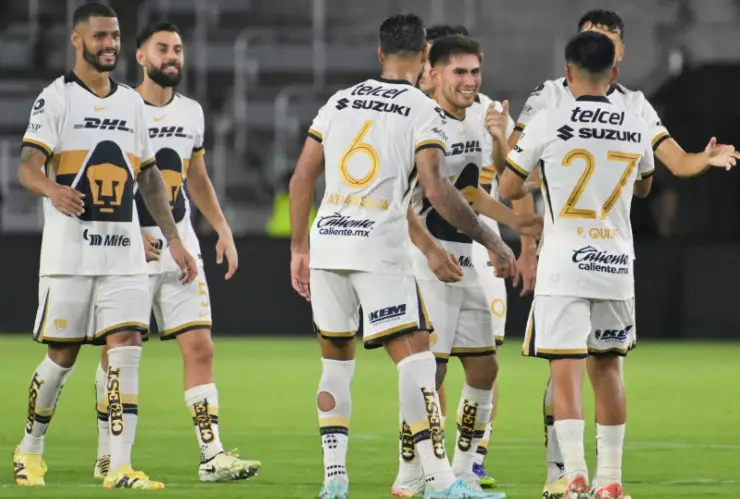 Pumas Piero Quispe Nathan Silva