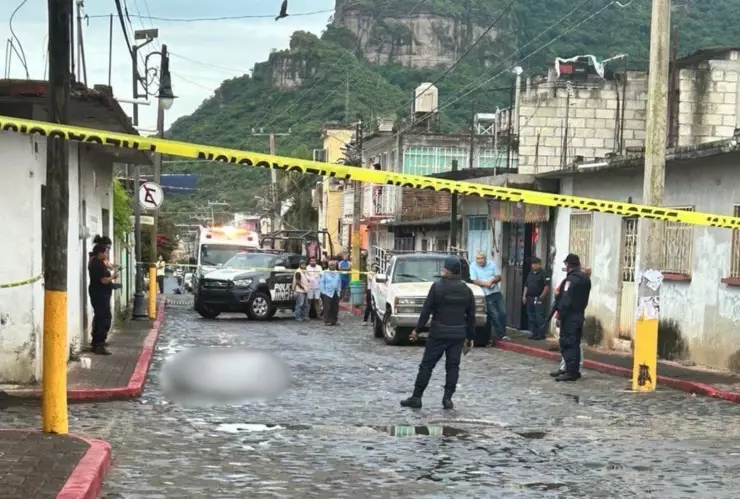Policía es asesinado a tiros en Tlayacapan.