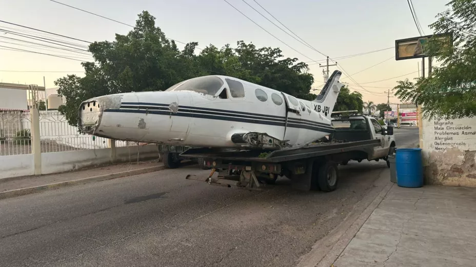 Aseguran avioneta durante cateo donde tenían a un hombre secuestrado en Culiacán