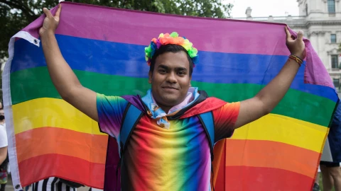 Colima prohíbe las terapias de conversión con hasta 5 años de prisión