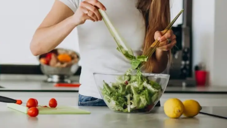 Madre vegana obliga a sus hijas a comprar carne con su propio dinero