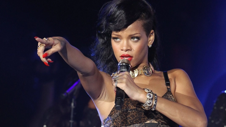 Cu&aacute;nto cobr&oacute; Rihanna por un show privado