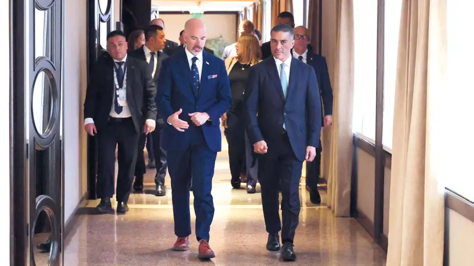 Terrance Cole y Omar García Harfuch.