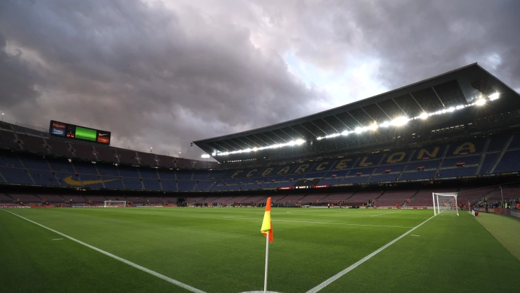 barcelona ficha emre demir