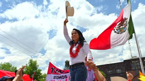 Así se prepara Alejandra del Moral para el primer debate en Edomex