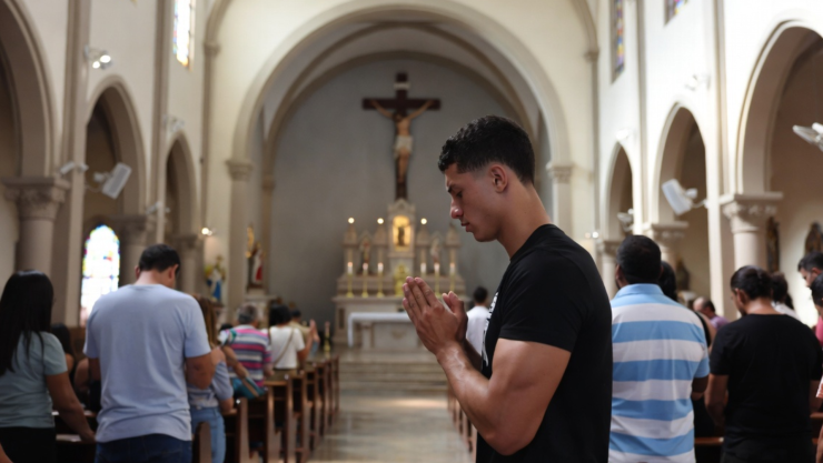Oración para el martes de Semana Santa_ Reflexión para el tercer día de la Semana Mayor con fe este 31 de marzo.webp