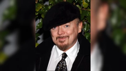 FALLECE BUD CORT.png