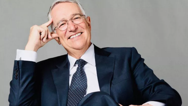 Ricardo Salinas Pliego emite respuesta ante criticas por opinar sobre los libros de texto de la SEP