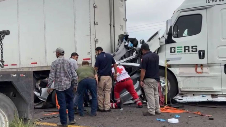 Accidente tráiler Jiménez.jpg