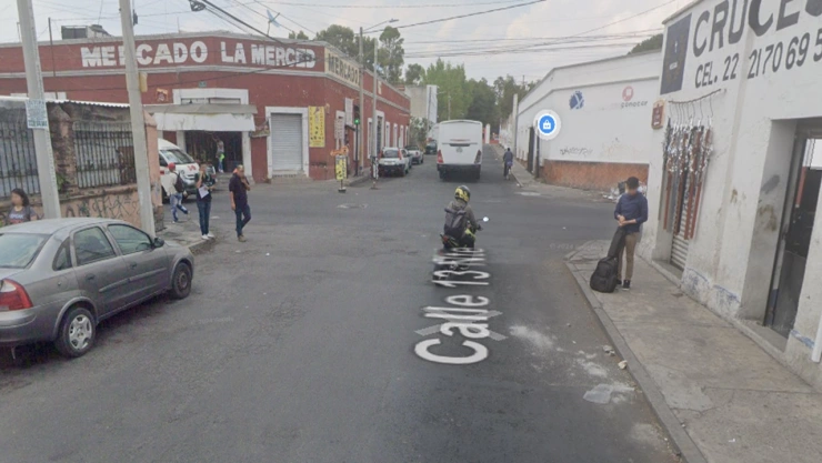 Aparatoso choque de combis en la colonia Centro en Puebla hoy 13 de noviembre de 2024