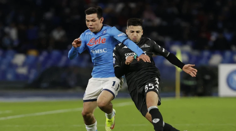Chucky Lozano ante el Empoli