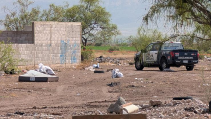 Autoridades investigan hallazgo de cuerpo en descomposición en colonia Camino Real