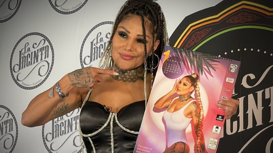barby juarez calendario