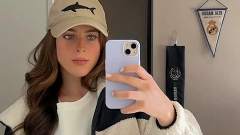 Fatima responde a insultos.